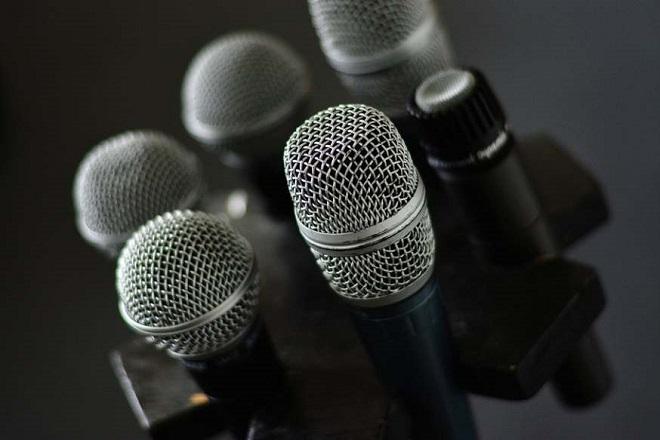 Τα καλύτερα μικρόφωνα για καραόκε